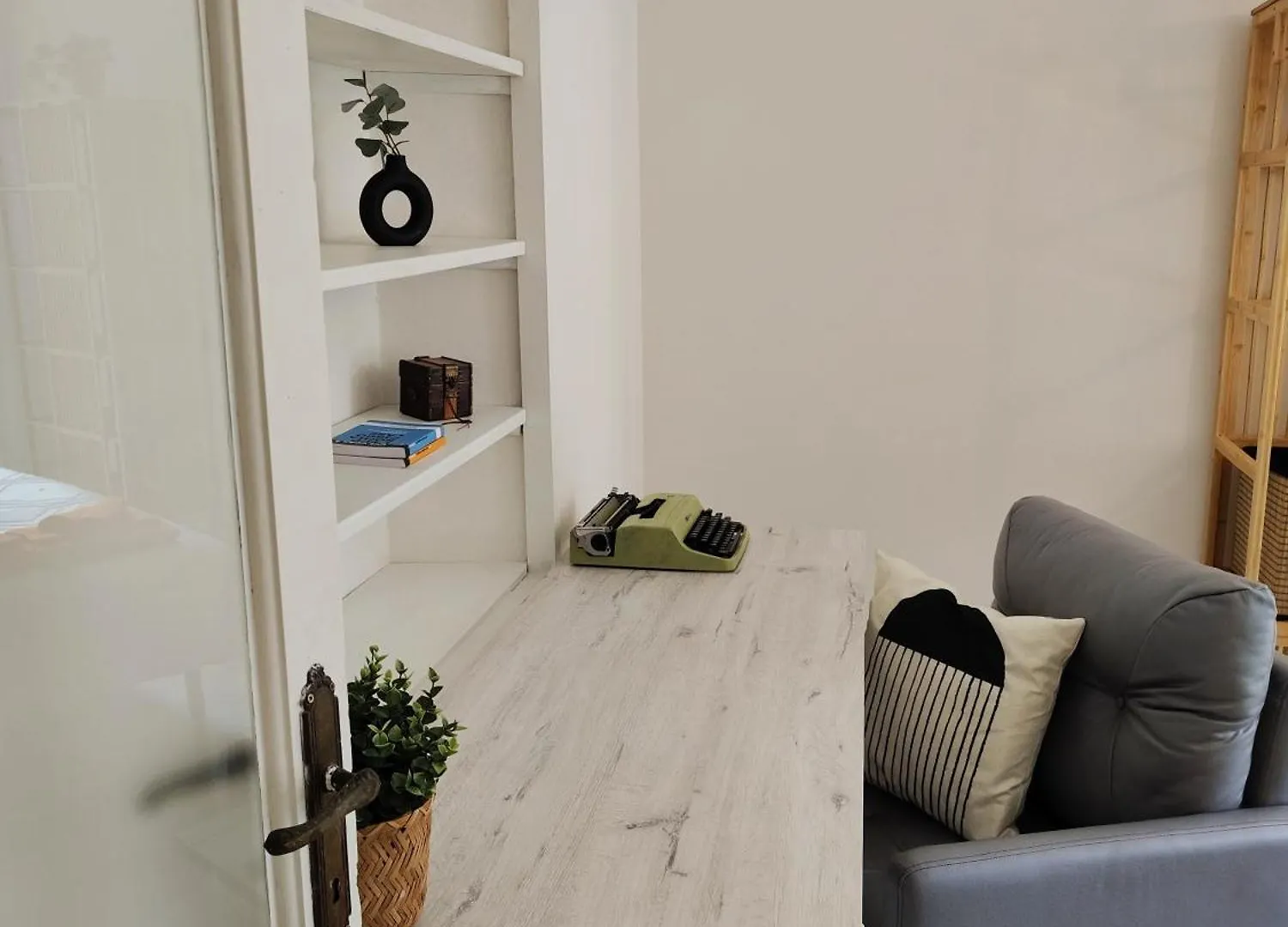 Rome'S Hills And Jubilee Locations With Style Apartment Frascati Italy